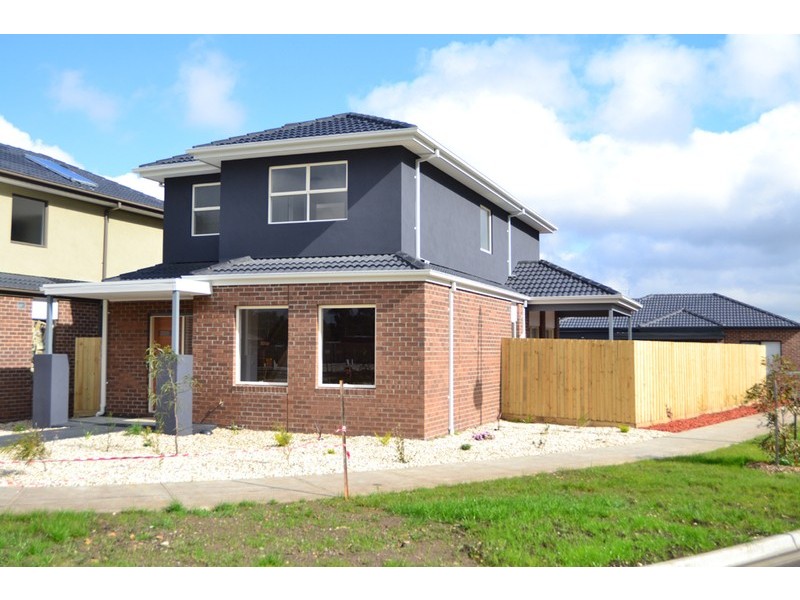 21 Riverside Drive, South Morang VIC 3752