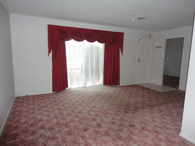 3 Carroll Crescent, Mill Park VIC 3082