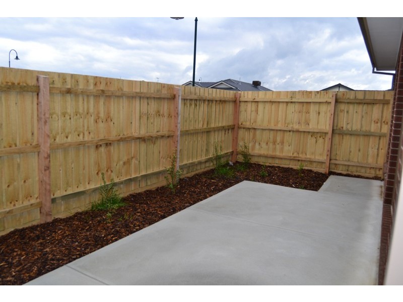 30 King Parrot Way, Whittlesea VIC 3757