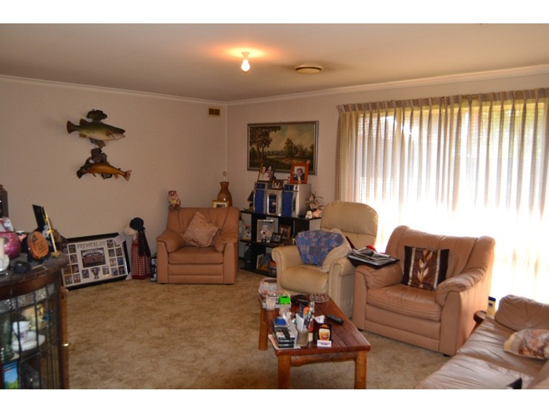 16 Penrith Crescent, Bundoora VIC 3083