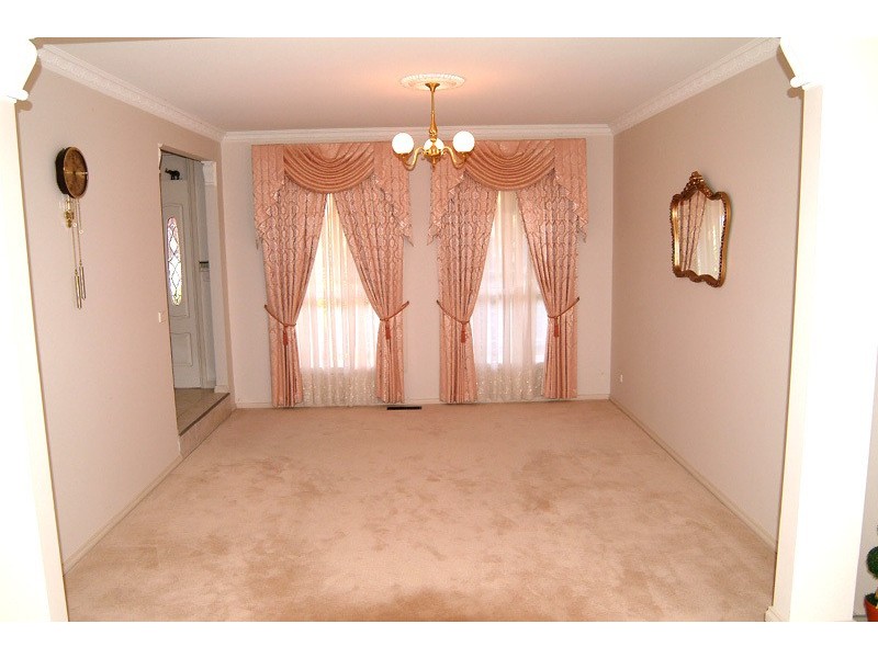 80 Blossom Park Drive, Mill Park VIC 3082