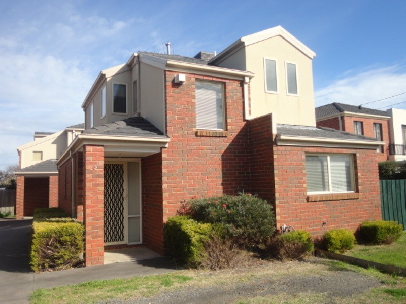 3/21 The Fairway, Kingsbury VIC 3083