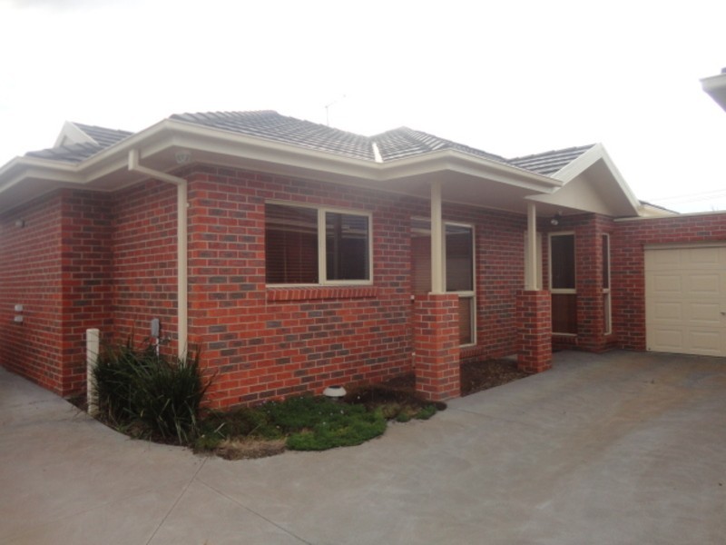 3/5 Crevelli Street, Reservoir VIC 3073