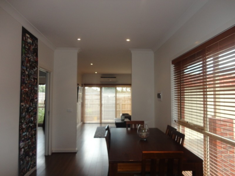 3/5 Crevelli Street, Reservoir VIC 3073