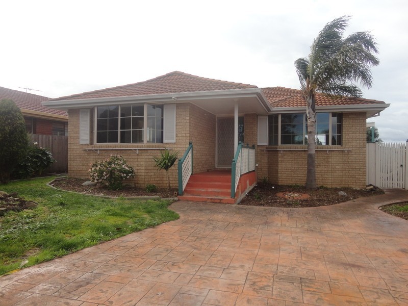 12 Monterey Court, Mill Park VIC 3082