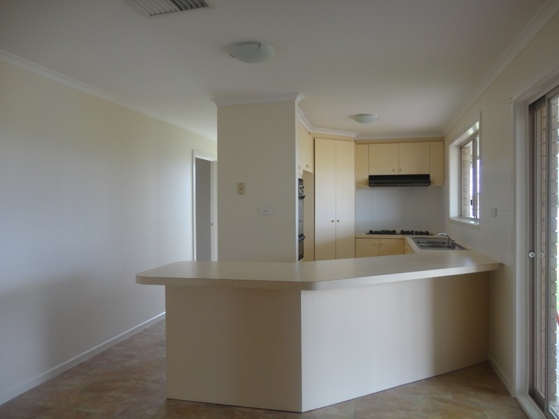 12 Monterey Court, Mill Park VIC 3082