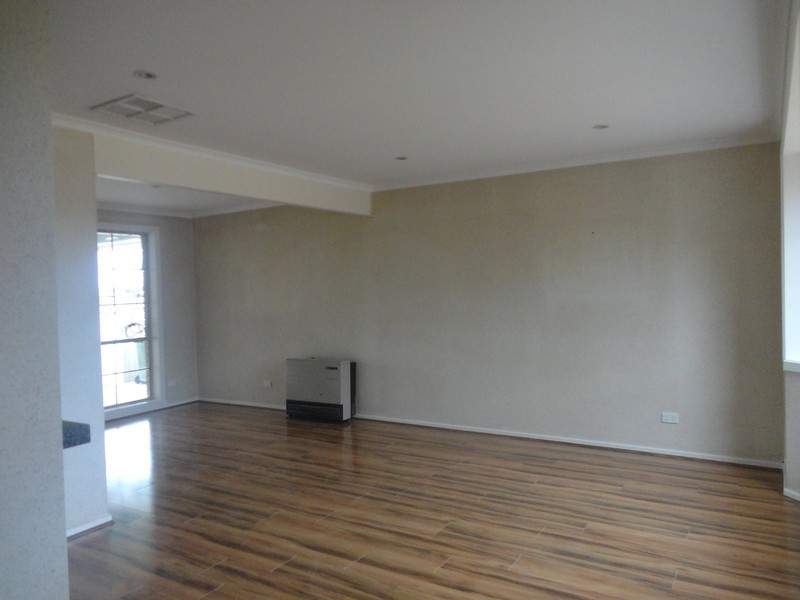 12 Monterey Court, Mill Park VIC 3082