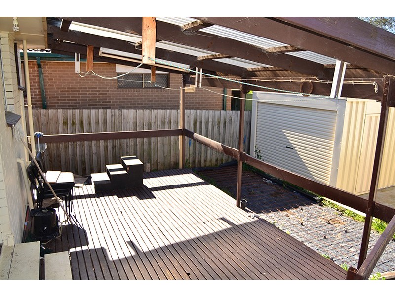 68 Casey Drive, Lalor VIC 3075