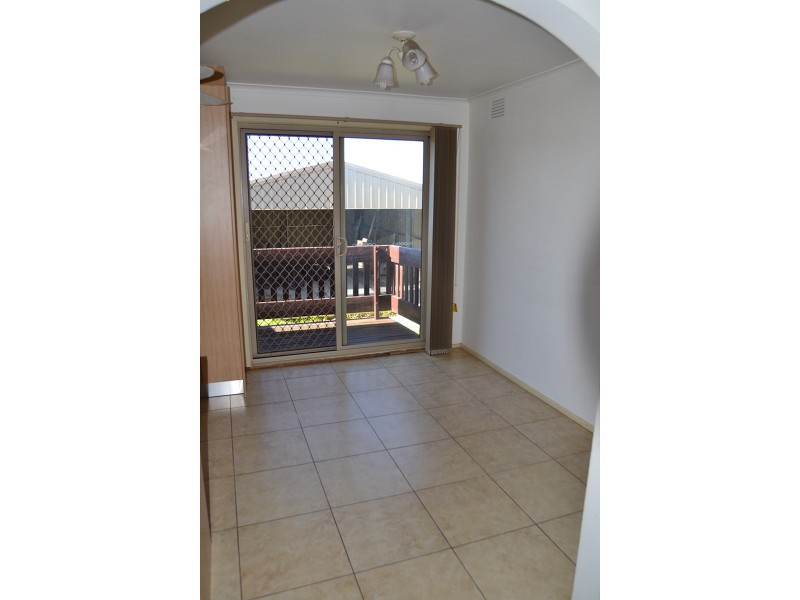 68 Casey Drive, Lalor VIC 3075