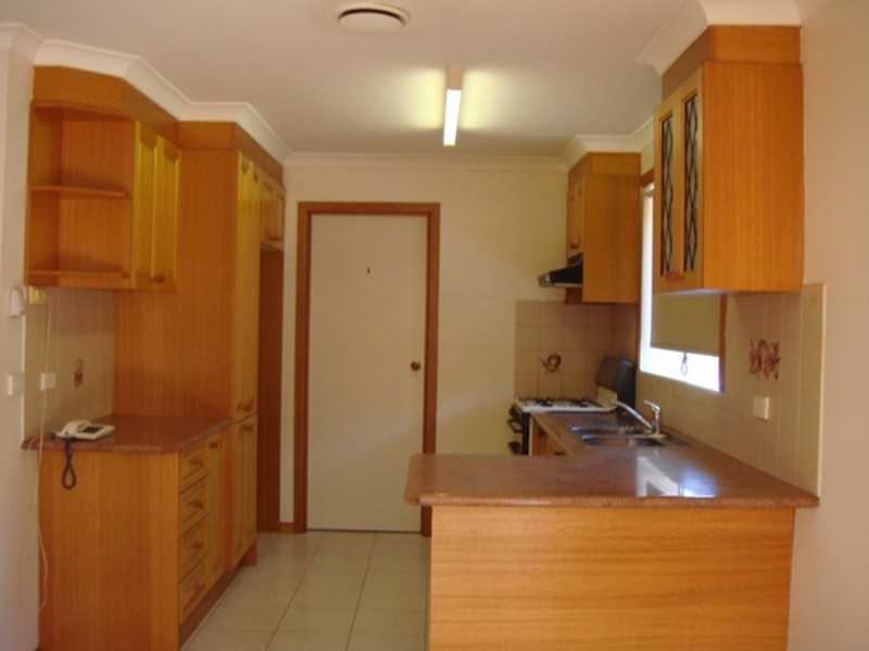 18 Jasmine Drive, Mill Park VIC 3082