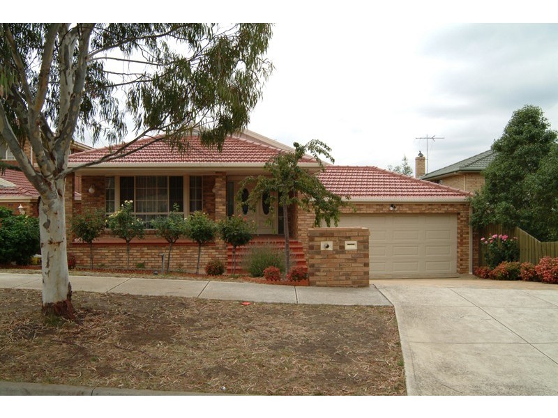 82 Blossom Park Drive, Mill Park VIC 3082