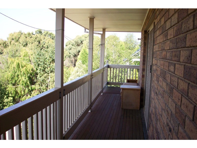 82 Blossom Park Drive, Mill Park VIC 3082