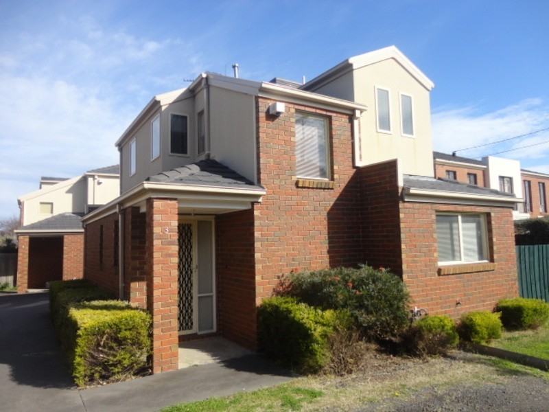3/21 The Fairway, Kingsbury VIC 3083