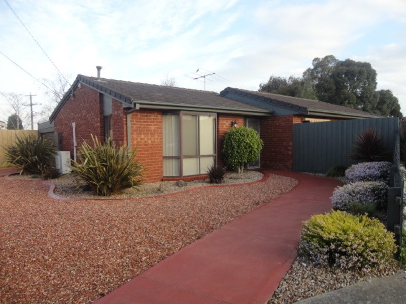 2 Berala Place, Mill Park VIC 3082