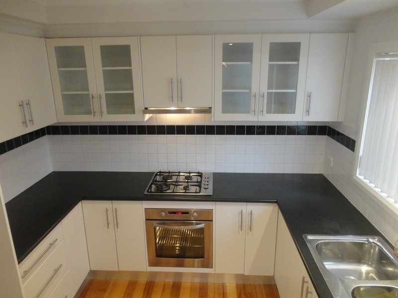 2/11 Payne Place, South Morang VIC 3752