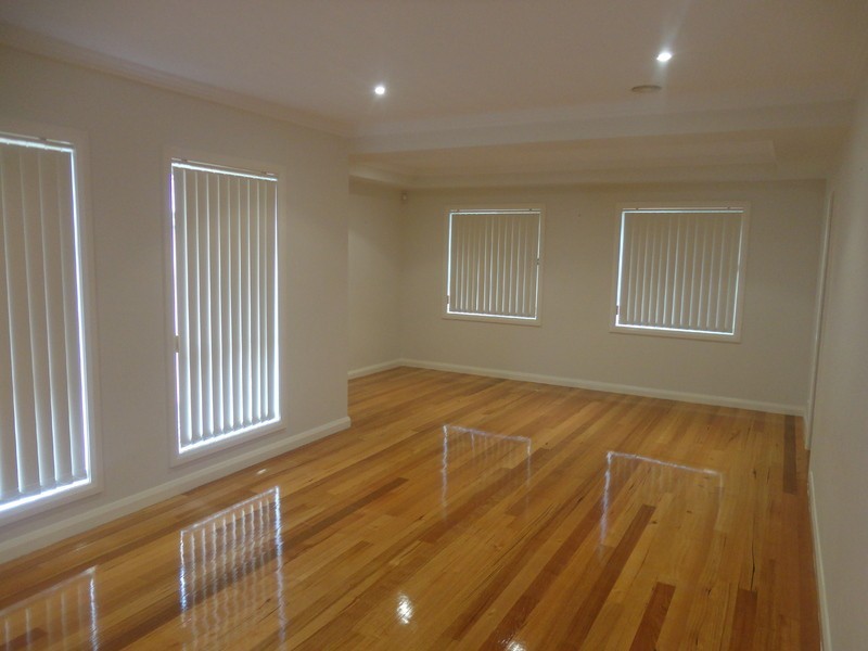 2/11 Payne Place, South Morang VIC 3752