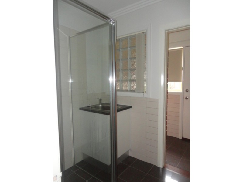 2/11 Payne Place, South Morang VIC 3752