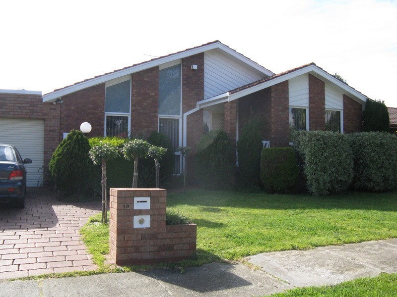 10 Emmerson Court, Mill Park VIC 3082