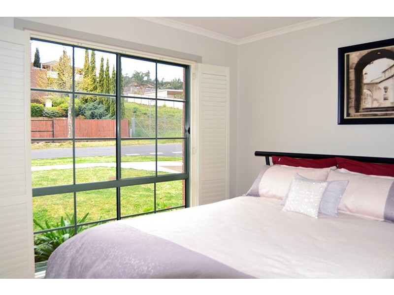 5  Loxton Terrace, Epping VIC 3076