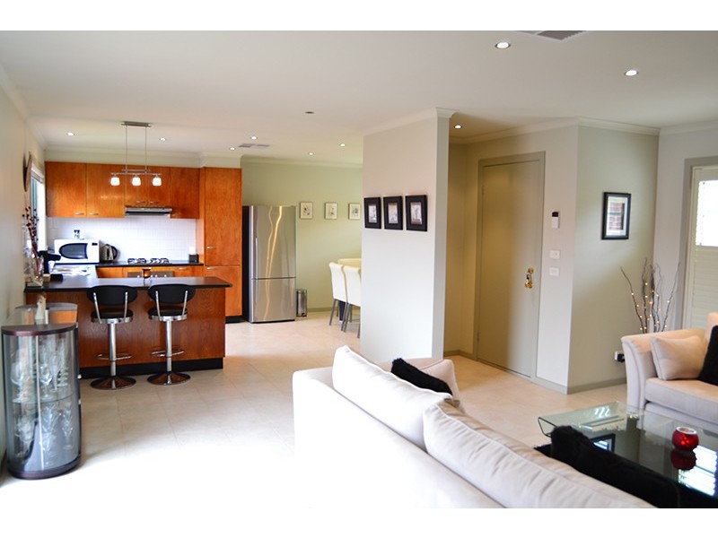 5  Loxton Terrace, Epping VIC 3076