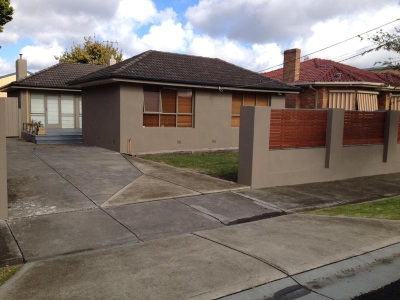 Room 1, 9 Howell Street, Lalor VIC 3075