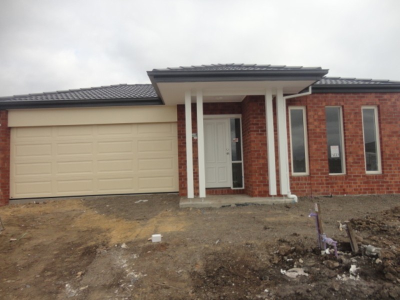 12 Risdon Chase, Wollert VIC 3750