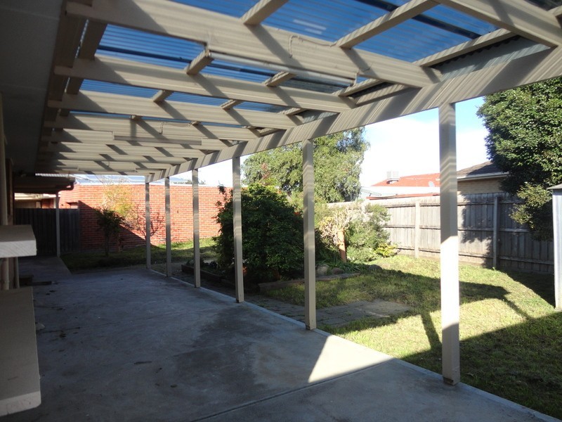 19 Savannah Crescent, Epping VIC 3076