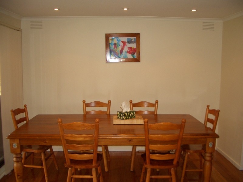 8 Christie Avenue, Mill Park VIC 3082