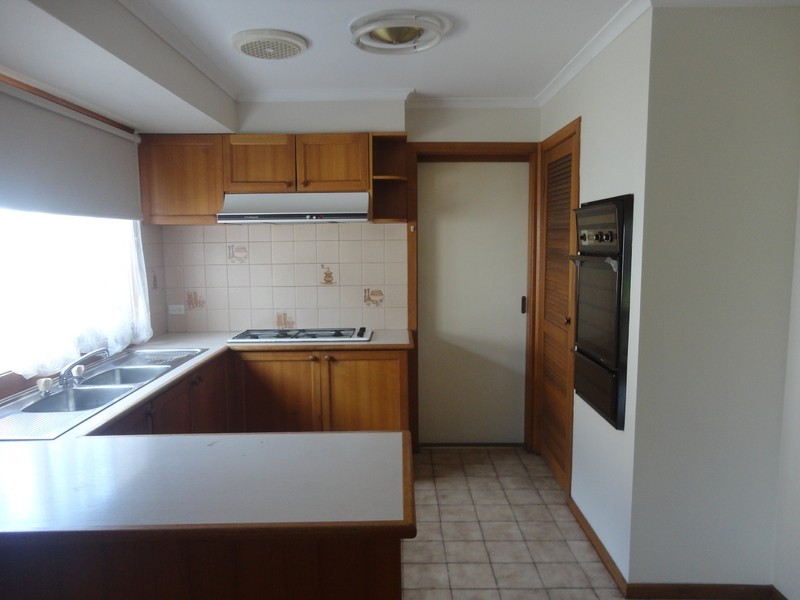 20 Grevillia Drive, Mill Park VIC 3082