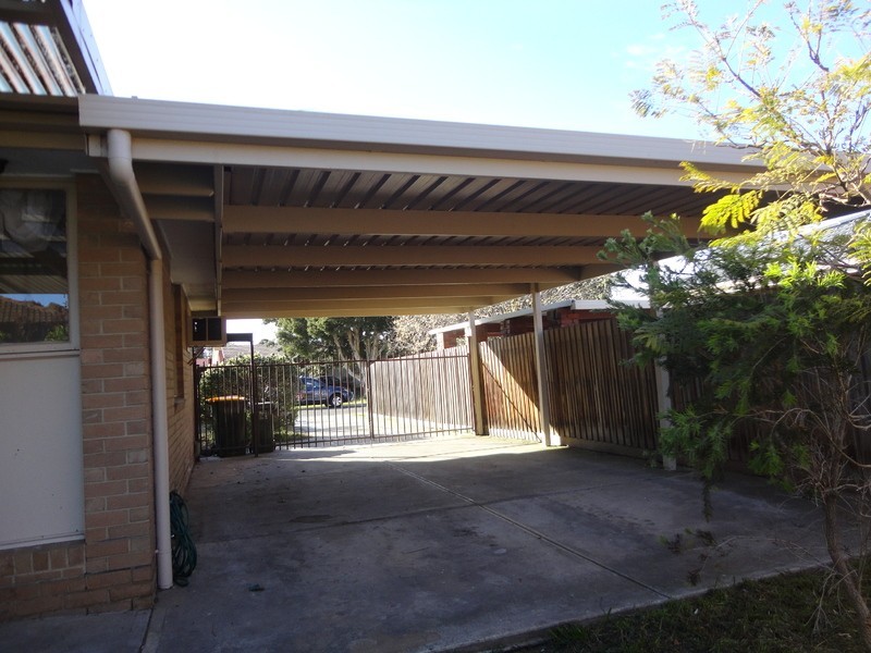 19 Savannah Crescent, Epping VIC 3076