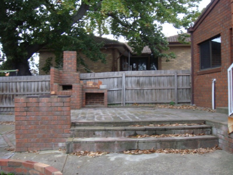 49 Blackman Avenue, Mill Park VIC 3082