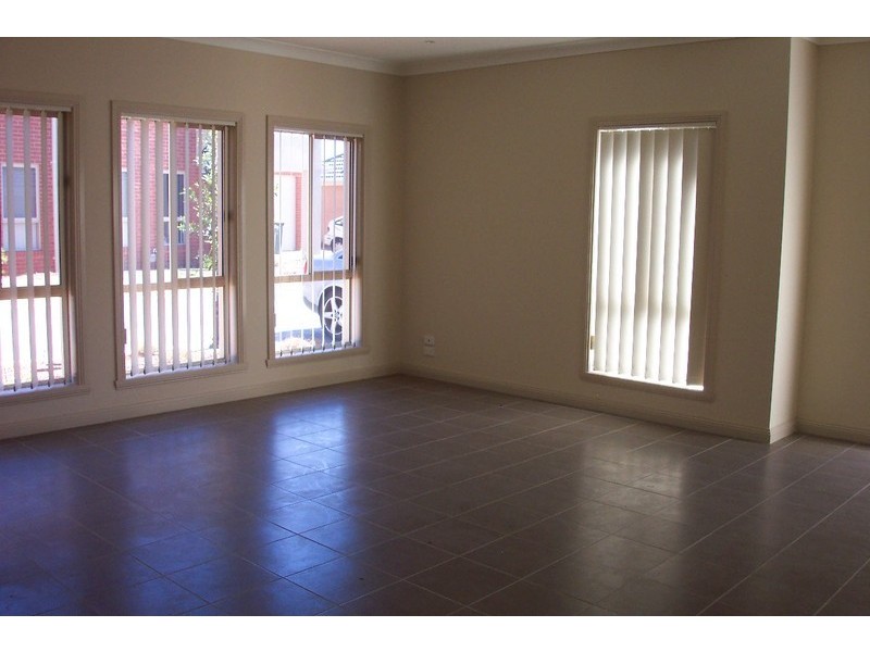 3/45 Ancona Drive, Mill Park VIC 3082