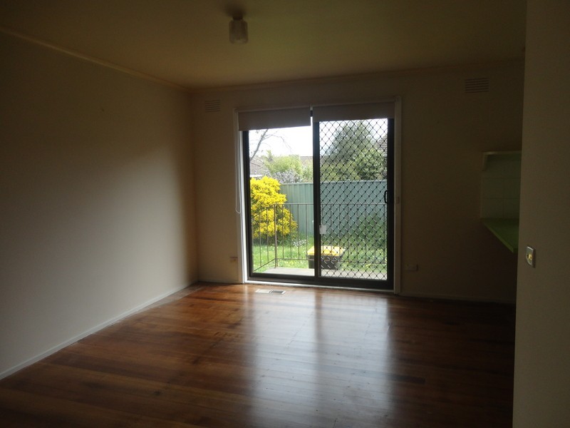 7 Madigan Crescent, Mill Park VIC 3082