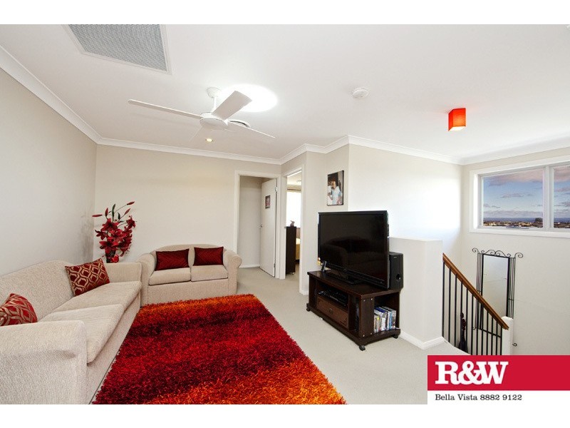 25 Lachlan Court, Kellyville Ridge NSW 2155