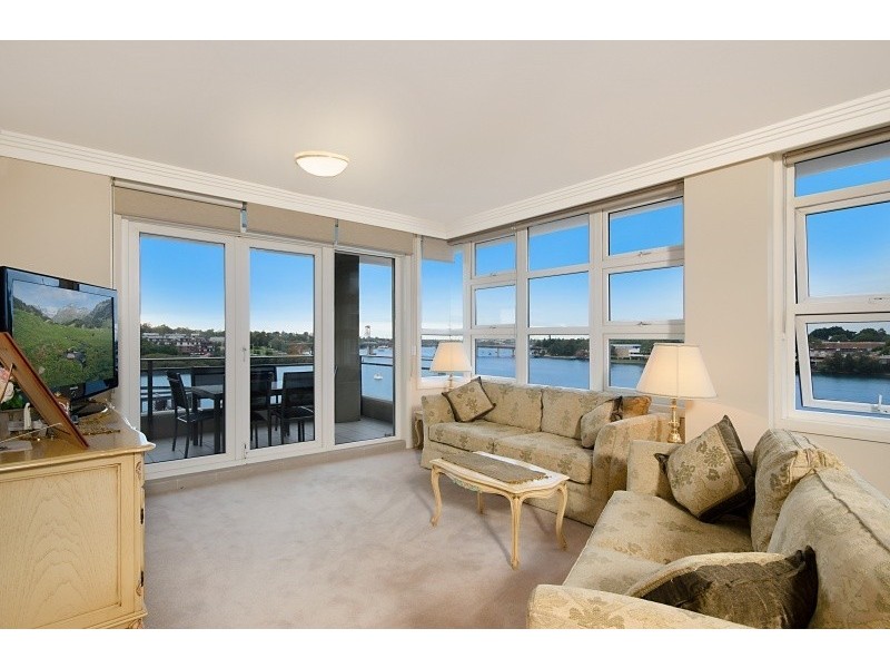 23/1 Bay Drive, Meadowbank NSW 2114