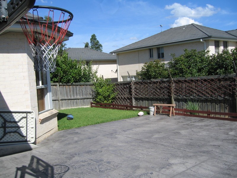 1 Adventure Pl, Rouse Hill NSW 2155