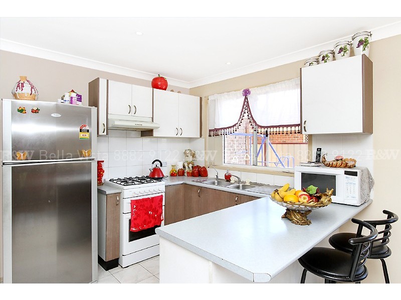 38 Jabiru Street, Green Valley NSW 2168