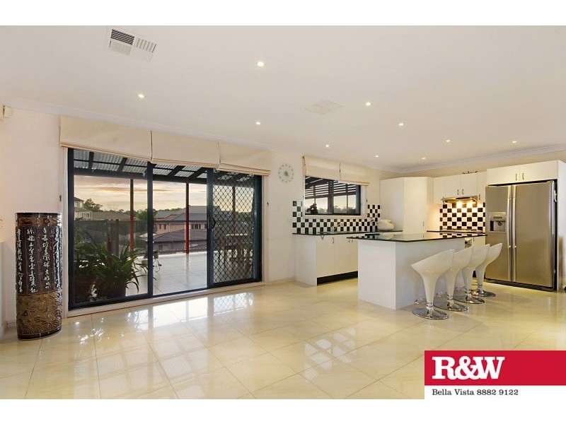 6 Cleveland Cl, Rouse Hill NSW 2155
