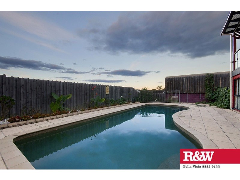 6 Cleveland Cl, Rouse Hill NSW 2155