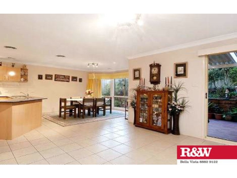 33  Softwood Ave, Beaumont Hills NSW 2155