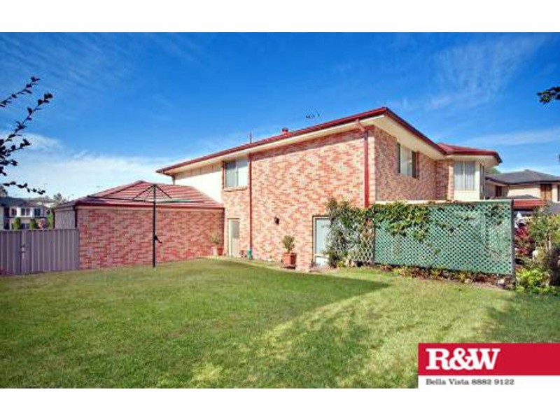 33  Softwood Ave, Beaumont Hills NSW 2155