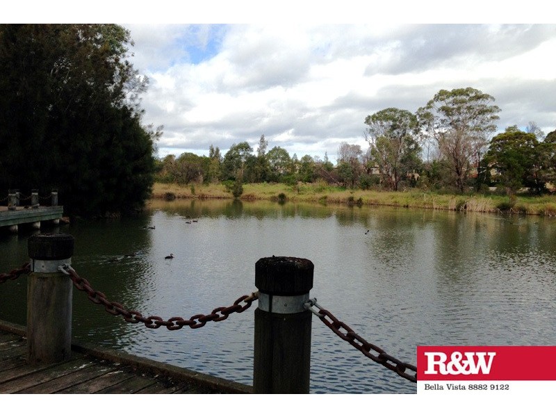 33  Softwood Ave, Beaumont Hills NSW 2155