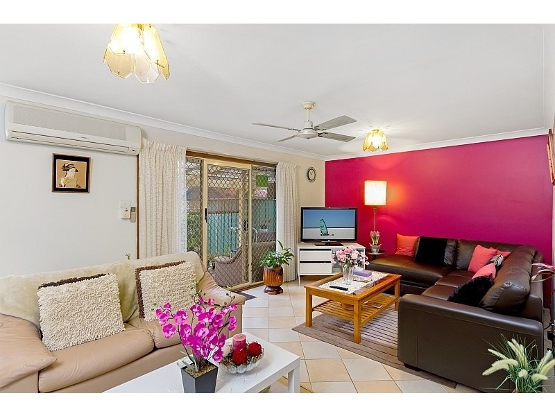 2/15 Pozieres Avenue, Umina Beach NSW 2257