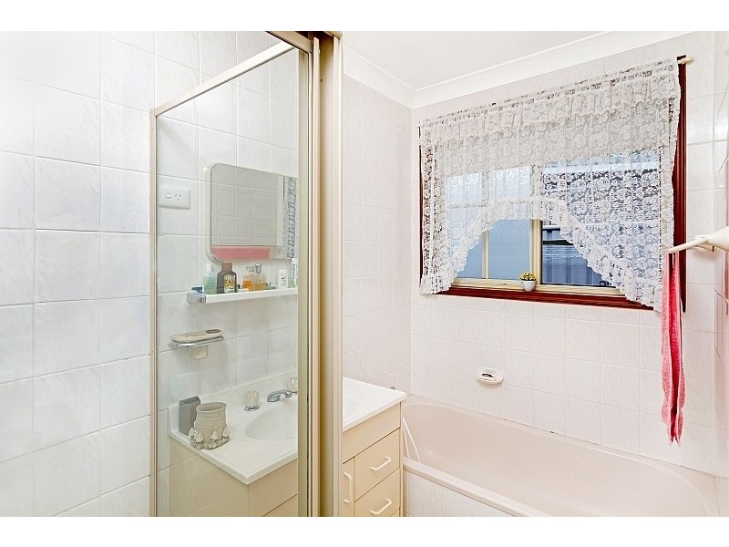 2/15 Pozieres Avenue, Umina Beach NSW 2257