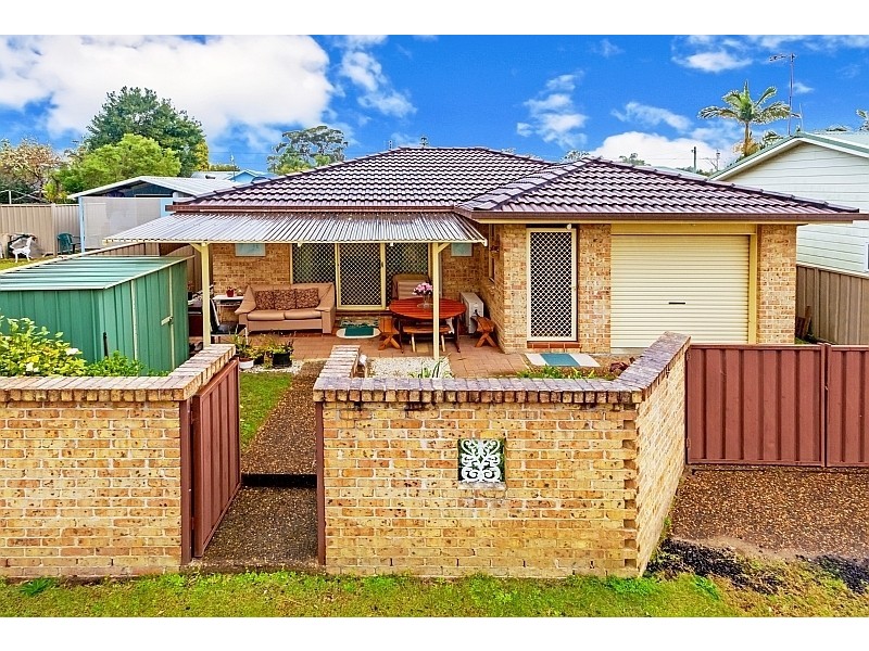 2/15 Pozieres Avenue, Umina Beach NSW 2257