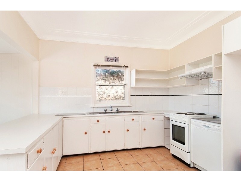 202 Trafalgar Avenue, Umina Beach NSW 2257