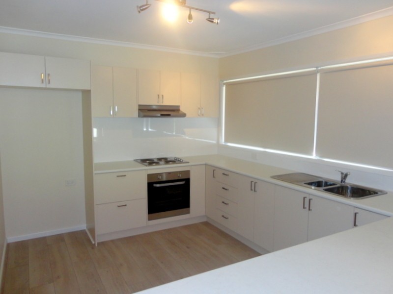 14 Edgecliff Road, Umina Beach NSW 2257