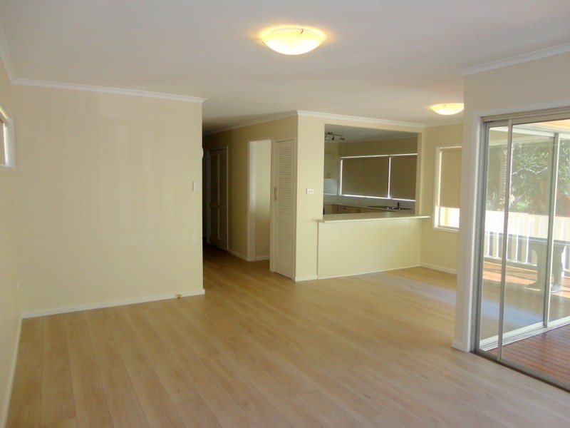 14 Edgecliff Road, Umina Beach NSW 2257