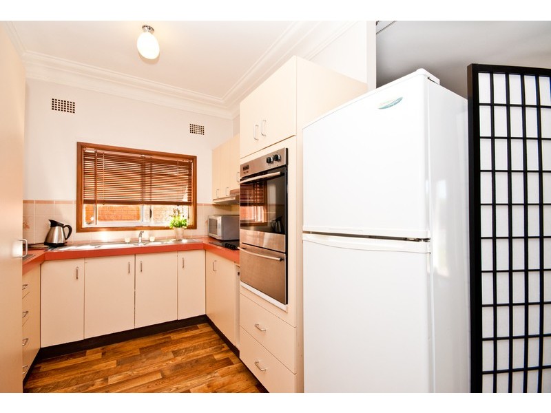 4 Birdwood Avenue, Umina Beach NSW 2257