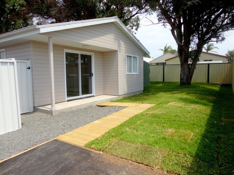 17a  Flinders Avenue, Killarney Vale NSW 2261